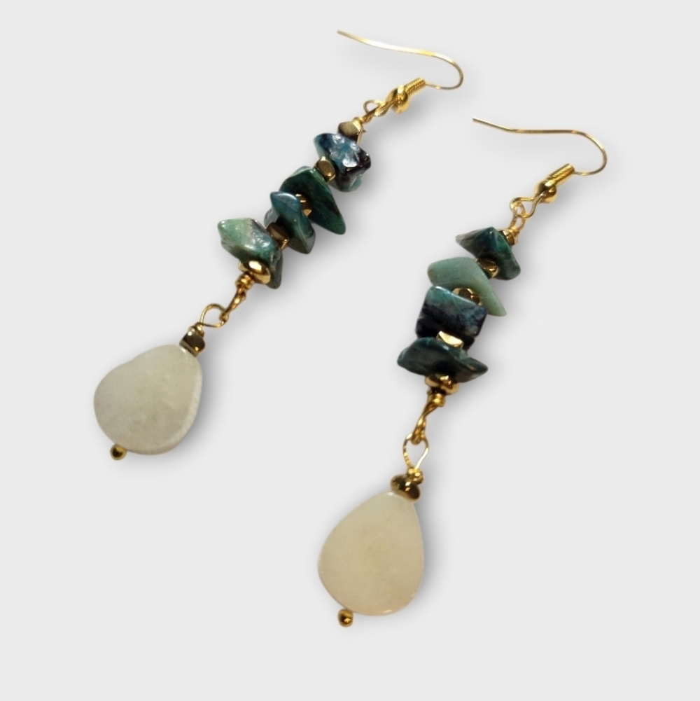 Chic Gold and Green Stone Drop Earrings